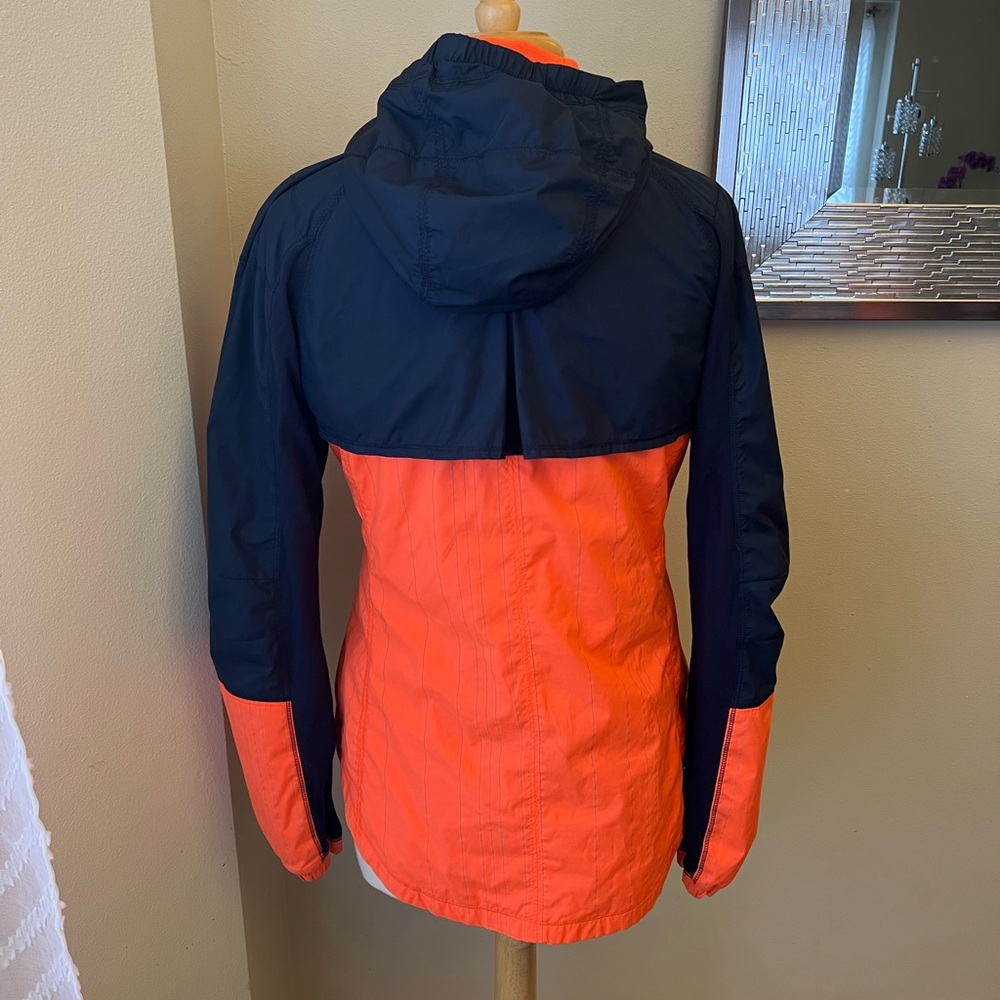 Lululemon Run: Get Up And Glow Jacket *Reflective… - image 4